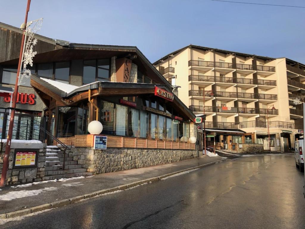 Apt Cosy, 4 Pers, Plein Centre Ville, Parking Offert Font-Romeu-Odeillo-Via Exterior foto